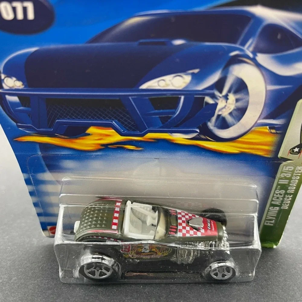 Hot Wheels Ford Deuce Roadster Hot Rod Car Green Diecast 1/64 Flying Aces II 077